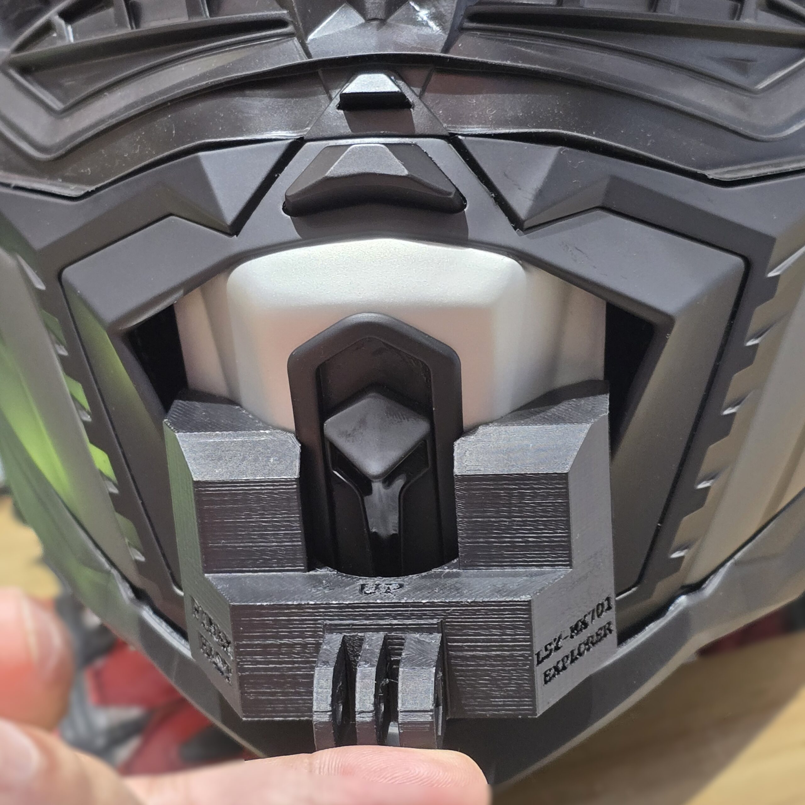 POV Chin Mount for LS2 MX701 Explorer Plus - Image 2